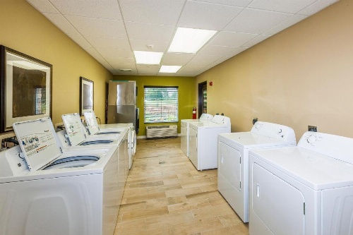 Staybridge Suites Knoxville West image 39